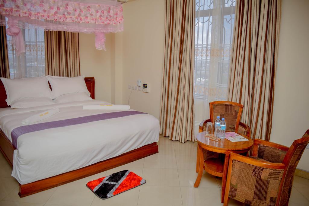Silver Paradise Hotel Νταρ ες Σαλάμ Εξωτερικό φωτογραφία