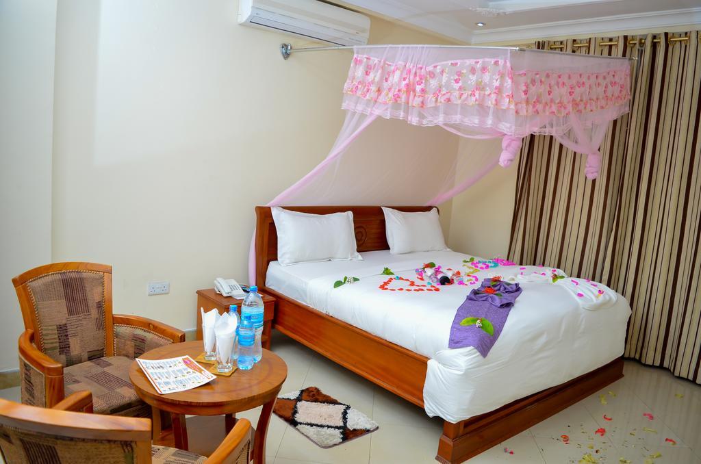 Silver Paradise Hotel Νταρ ες Σαλάμ Εξωτερικό φωτογραφία
